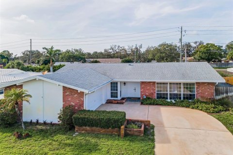 Villa ou maison à vendre à Seminole, Floride: 4 chambres, 213.12 m2 № 1749662 - photo 5