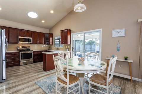 Casa en venta en Palm Coast, Florida, 3 dormitorios, 130.25 m2 № 1907242 - foto 13