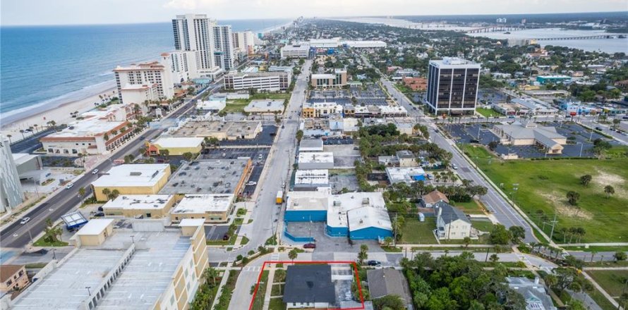 Appartement à Daytona Beach, Floride 2 chambres, 111.48 m2 № 2415148