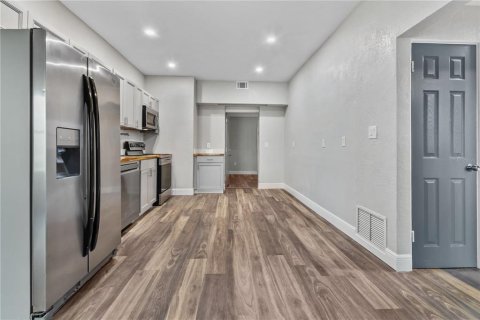Appartement à louer à Daytona Beach, Floride: 2 chambres, 111.48 m2 № 2415148 - photo 8