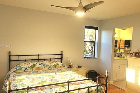 Condo in Sunrise, Florida, 2 bedrooms  № 1864408 - photo 14