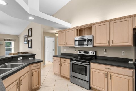 Casa en venta en Port St. Lucie, Florida, 3 dormitorios, 198.72 m2 № 2332410 - foto 16