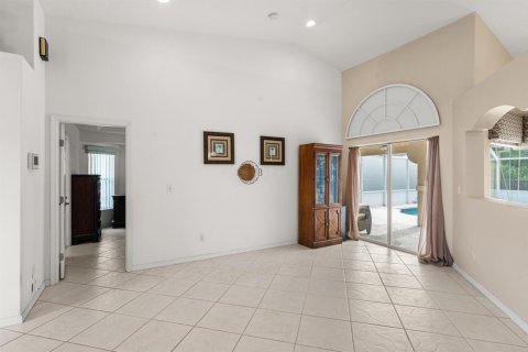 Casa en venta en Port St. Lucie, Florida, 3 dormitorios, 198.72 m2 № 2332410 - foto 5