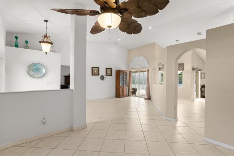Casa en venta en Port St. Lucie, Florida, 3 dormitorios, 198.72 m2 № 2332410 - foto 9