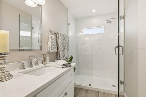 Condo in Tampa, Florida, 2 bedrooms № 2238492 - photo 23