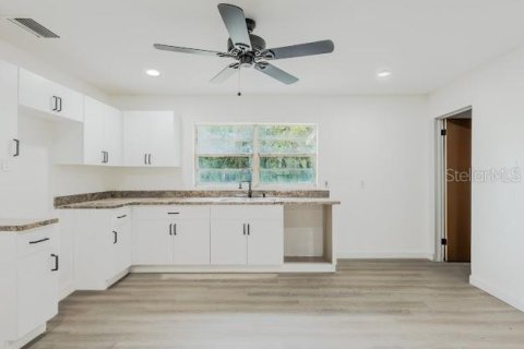 Casa en venta en Gainesville, Florida, 3 dormitorios, 80.27 m2 № 2234398 - foto 4