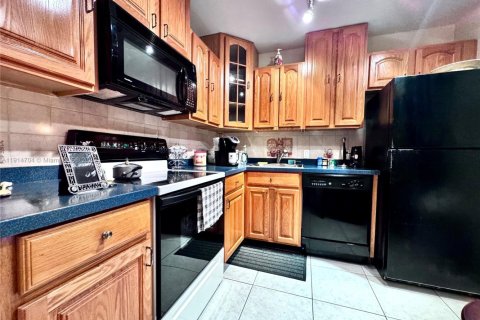 Copropriété à vendre à Aventura, Floride: 1 chambre, 68.84 m2 № 1970905 - photo 2