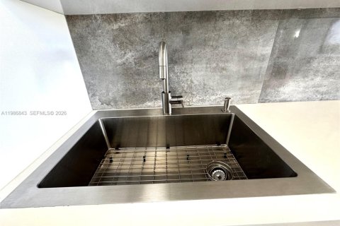 Купить кондоминиум в Норт-Майами-Бич, Флорида 1 спальня, 73.39м2, № 2044954 - фото 4