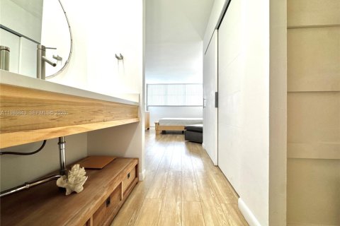 Купить кондоминиум в Норт-Майами-Бич, Флорида 1 спальня, 73.39м2, № 2044954 - фото 24