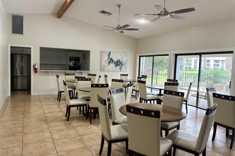 Condo in Altamonte Springs, Florida, 3 bedrooms  № 1908975 - photo 8