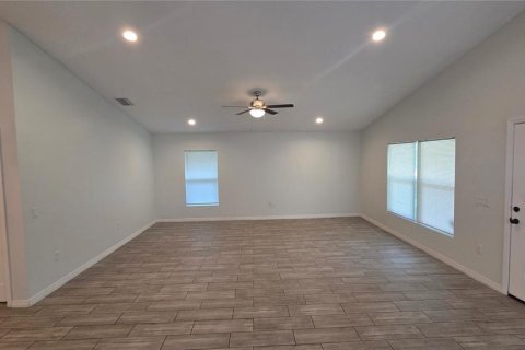 House in Lakeland, Florida 3 bedrooms, 171.68 sq.m. № 2379592 - photo 15