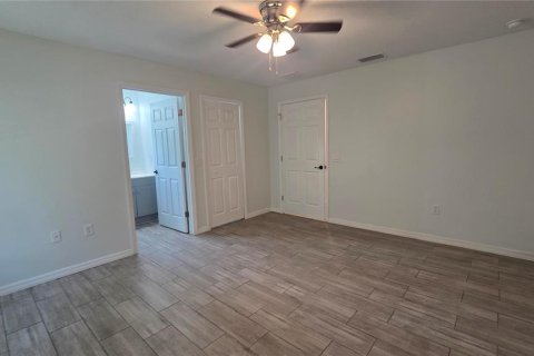 House in Lakeland, Florida 3 bedrooms, 171.68 sq.m. № 2379592 - photo 5