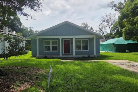 House in Lakeland, Florida 3 bedrooms, 171.68 sq.m. № 2379592
