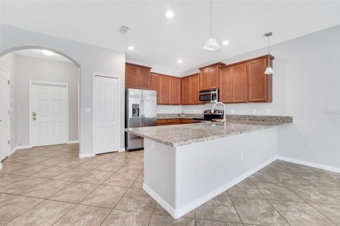 Townhouse in Lakeland, Florida 2 bedrooms, 127.09 sq.m. № 1851236 - photo 3