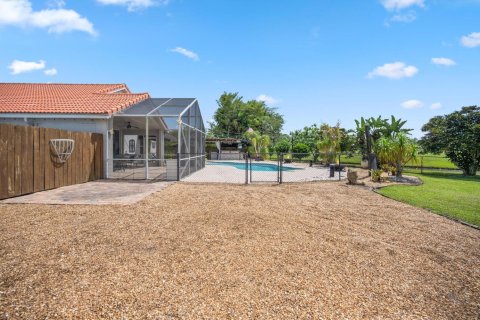 Villa ou maison à louer à Royal Palm Beach, Floride: 3 chambres, 153.29 m2 № 2180728 - photo 30