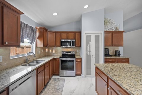 Villa ou maison à louer à Royal Palm Beach, Floride: 3 chambres, 153.29 m2 № 2180728 - photo 6