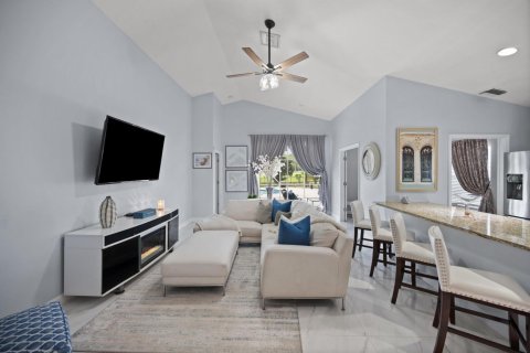 Villa ou maison à louer à Royal Palm Beach, Floride: 3 chambres, 153.29 m2 № 2180728 - photo 7