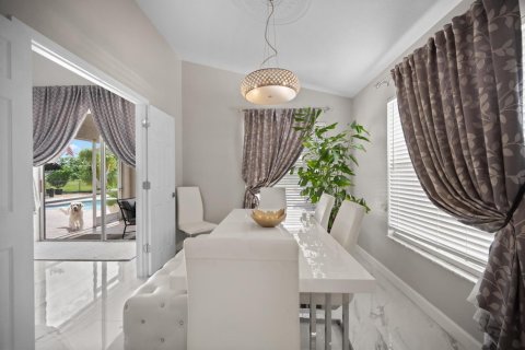 Villa ou maison à louer à Royal Palm Beach, Floride: 3 chambres, 153.29 m2 № 2180728 - photo 10
