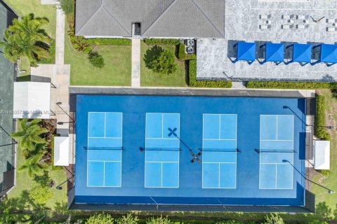 Снять в аренду виллу или дом в Делрей-Бич, Флорида 3 спальни, 123.37м2, № 1951856 - фото 21