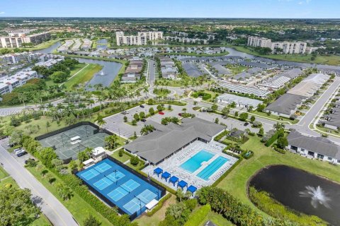 Снять в аренду виллу или дом в Делрей-Бич, Флорида 3 спальни, 123.37м2, № 1951856 - фото 27