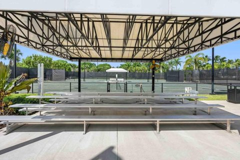 Снять в аренду виллу или дом в Делрей-Бич, Флорида 3 спальни, 123.37м2, № 1951856 - фото 22