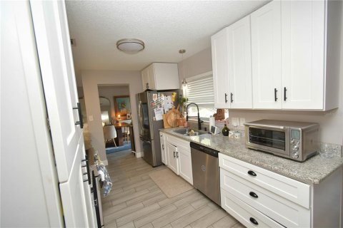 House in Altamonte Springs, Florida 3 bedrooms, 148.36 sq.m. № 1819400 - photo 18