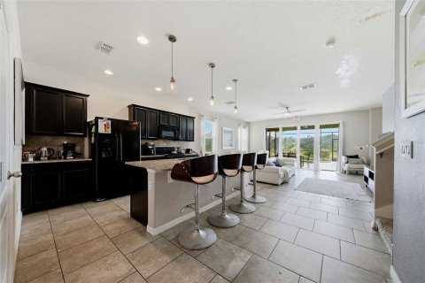 Adosado en venta en Davenport, Florida, 5 dormitorios, 228.54 m2 № 2267276 - foto 3