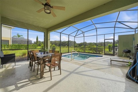 Adosado en venta en Davenport, Florida, 5 dormitorios, 228.54 m2 № 2267276 - foto 5
