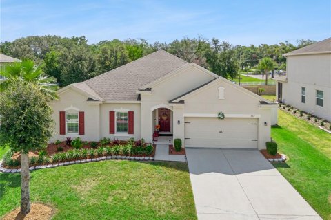 Casa en venta en Apopka, Florida, 3 dormitorios, 208.19 m2 № 2120304 - foto 2