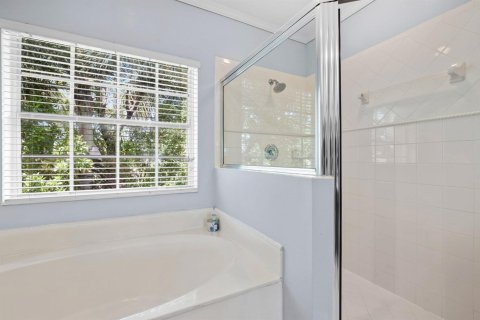 Купить виллу или дом в Корал-Спрингс, Флорида 5 комнат, 200.67м2, № 2077529 - фото 22