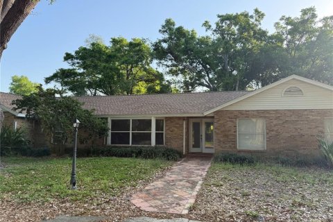 Casa en alquiler en Windermere, Florida, 4 dormitorios, 240.43 m2 № 1607914 - foto 1