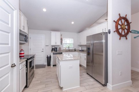 Villa ou maison à louer à Venice, Floride: 3 chambres, 170.1 m2 № 2152329 - photo 13