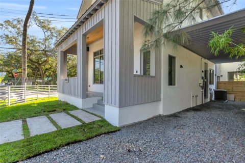 Villa ou maison à louer à Miami, Floride: 4 chambres № 1971651 - photo 5