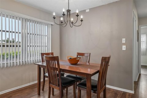 Condo in Bradenton, Florida, 2 bedrooms № 2109822 - photo 8