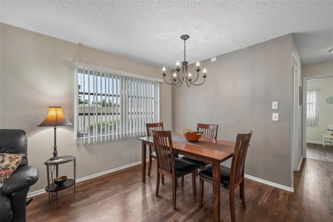 Condo in Bradenton, Florida, 2 bedrooms № 2109822 - photo 7