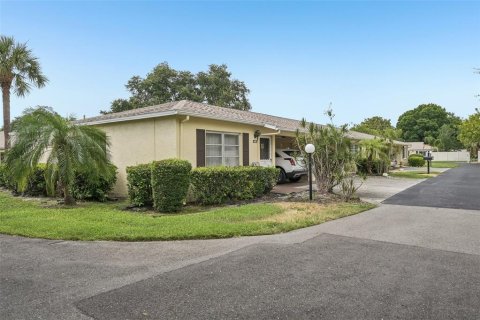 Condo in Bradenton, Florida, 2 bedrooms № 2109822 - photo 2