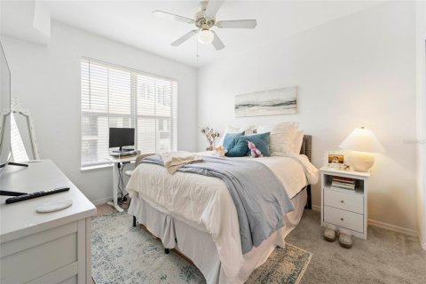Condo in Tampa, Florida, 3 bedrooms  № 1733255 - photo 23