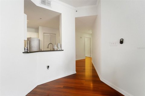 Condo in Tampa, Florida, 3 bedrooms  № 1733255 - photo 2