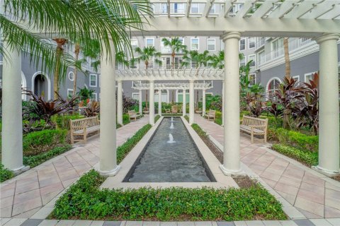 Condo in Tampa, Florida, 3 bedrooms  № 1733255 - photo 11