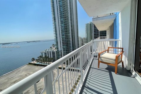 Condo in Miami, Florida, 3 bedrooms № 2256314 - photo 23