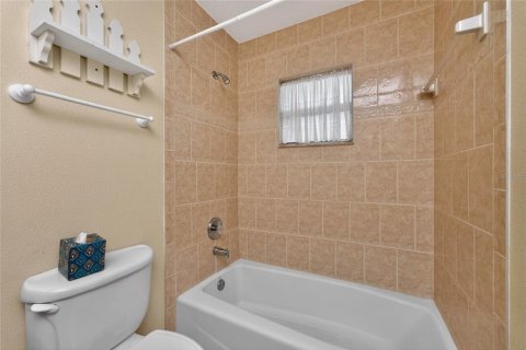Купить виллу или дом в Энглвуд, Флорида 6 комнат, 217.21м2, № 2096810 - фото 24