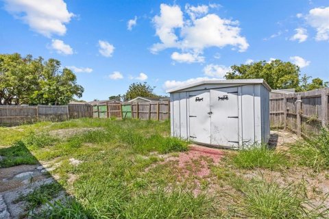 House in Port Richey, Florida 3 bedrooms, 115.57 sq.m. № 1755224 - photo 29