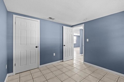 House in Port Richey, Florida 3 bedrooms, 115.57 sq.m. № 1755224 - photo 23