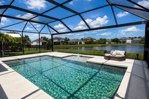 House in Parrish, Florida 4 bedrooms, 238.02 sq.m. № 2321288 - photo 3