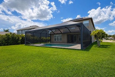 House in Parrish, Florida 4 bedrooms, 238.02 sq.m. № 2321288 - photo 23