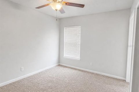 House in Parrish, Florida 4 bedrooms, 238.02 sq.m. № 2321288 - photo 18