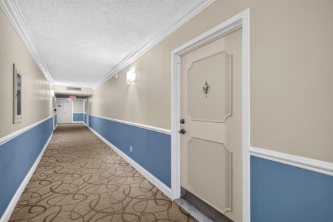 Copropriété à vendre à Lauderdale-by-the-Sea, Floride: 2 chambres, 107.02 m2 № 2435466 - photo 13