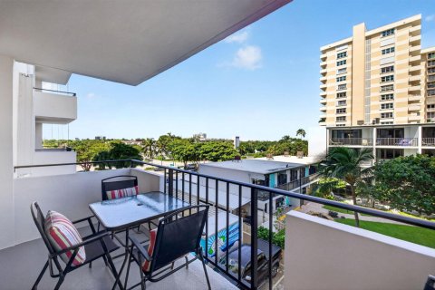 Copropriété à vendre à Lauderdale-by-the-Sea, Floride: 2 chambres, 107.02 m2 № 2435466 - photo 23