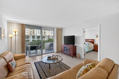 Copropriété à vendre à Lauderdale-by-the-Sea, Floride: 2 chambres, 107.02 m2 № 2435466 - photo 16
