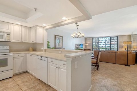 Condo in Longboat Key, Florida, 3 bedrooms  № 2093127 - photo 11